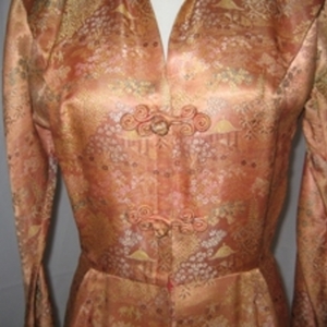 Gorgeous Asian-theme Dress (M) is being swapped online for free
