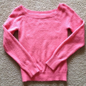 Forever 21 Sweater, Size M is being swapped online for free