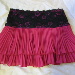 Dark Pink Skirt is being swapped online for free