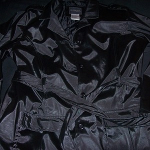 Chick Trench/Rain Jacket is being swapped online for free