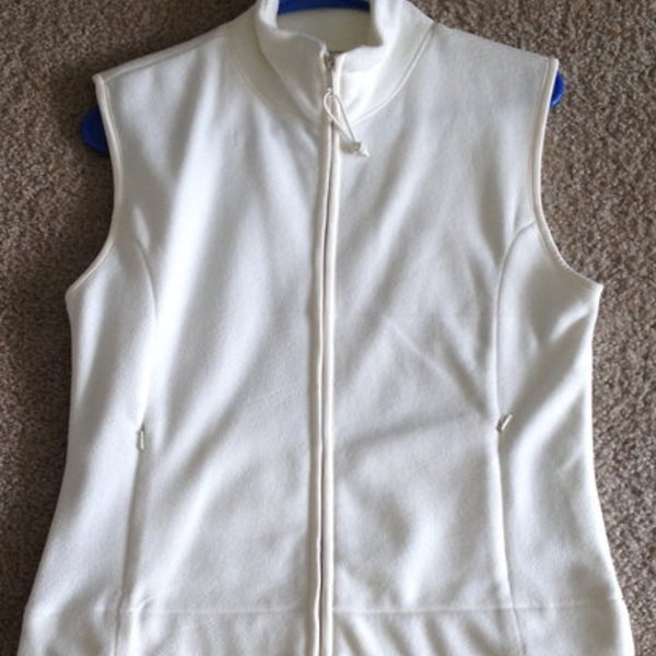 Old Navy Sweater Vest, Size: S is being swapped online for free