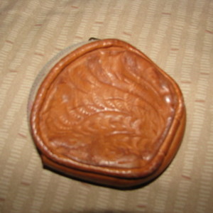 Leather Coin Purse is being swapped online for free