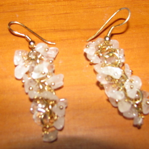 Quartz Earrings is being swapped online for free