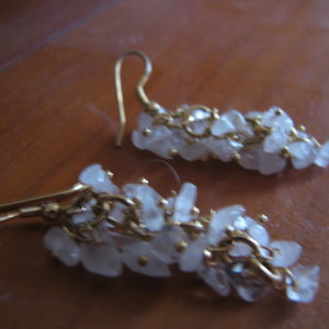 Quartz Earrings is being swapped online for free
