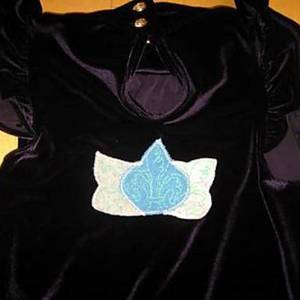 purple dress is being swapped online for free