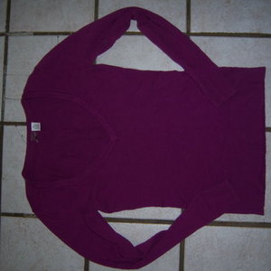XS to Small purple SWEATER knit is being swapped online for free