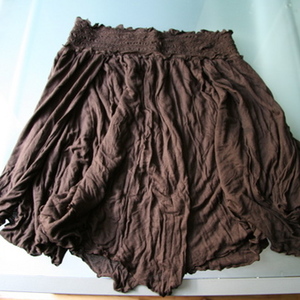 Free People boho skirt is being swapped online for free