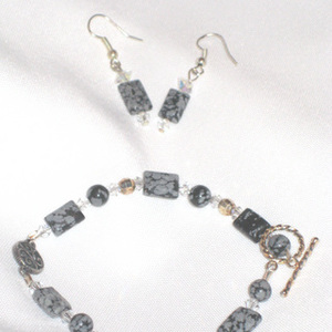 Marblebeads jewelry set is being swapped online for free