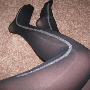 Black stockings silver line is being swapped online for free