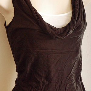 Express black/white attached tank is being swapped online for free