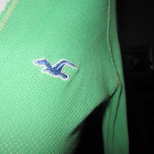 Hollister pullover hoodie is being swapped online for free
