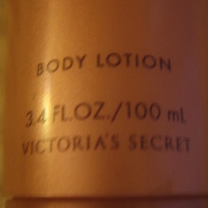 Victoria's secret lotion is being swapped online for free
