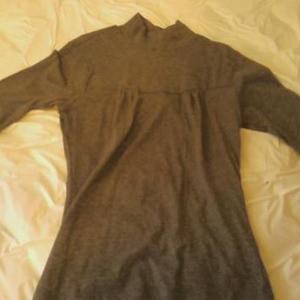3/4 sleeve jersey-knit top is being swapped online for free