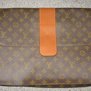 replica LV large portfolio is being swapped online for free