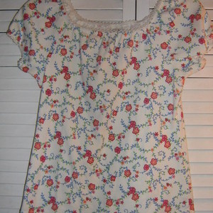 off shoulder flower top is being swapped online for free