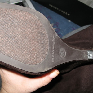 Apostrophe Brown Boots 7.5 is being swapped online for free