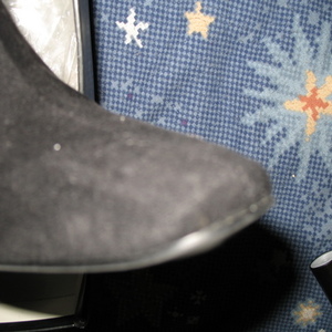  Apostrophe Black Boots- 7.5 is being swapped online for free
