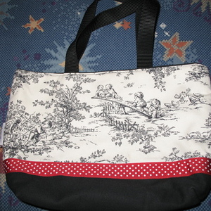 Sidney's Closet scenery purse is being swapped online for free