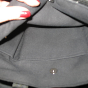 Sidney's Closet scenery purse is being swapped online for free
