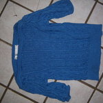 --HOLD---SMALL knit sweater OFF-SHOULDER Wide shoulder is being swapped online for free