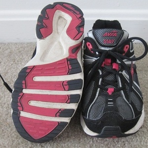 Avia 5507 Sneakers - 6 is being swapped online for free