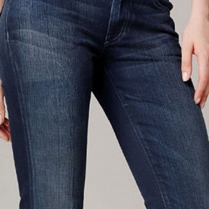 7 For All Mankind bootcut 32 is being swapped online for free