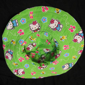 Custom Hello Kitty Sunhat is being swapped online for free