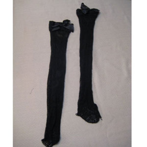 Black Fishnet Thigh Highs is being swapped online for free