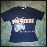 hooters womens tee shirt small is being swapped online for free