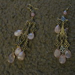 pink and gold chandaler earrings is being swapped online for free