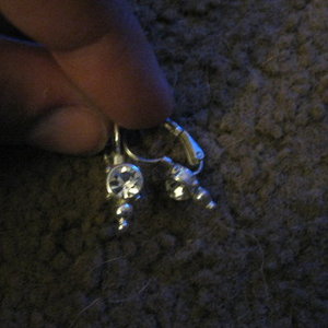 silver rhinestone earrings is being swapped online for free
