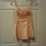 NWT Victoria's Secret lingerie 34B is being swapped online for free