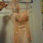 NWT Victoria's Secret lingerie 34B is being swapped online for free