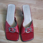 red buckle sandles is being swapped online for free