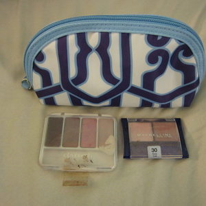 sonia kashuk cosmetic bag & eye shadows is being swapped online for free