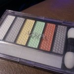 Pastel Eye Shadow Palet is being swapped online for free