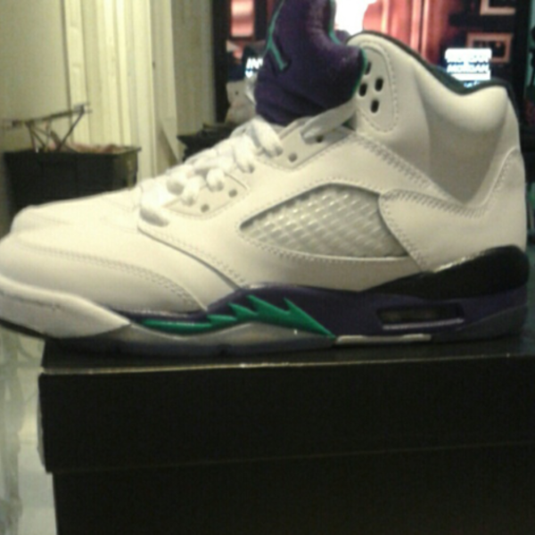 Jordon Retro 5s Grapes is being swapped online for free