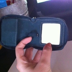 Fossil Contact Case is being swapped online for free