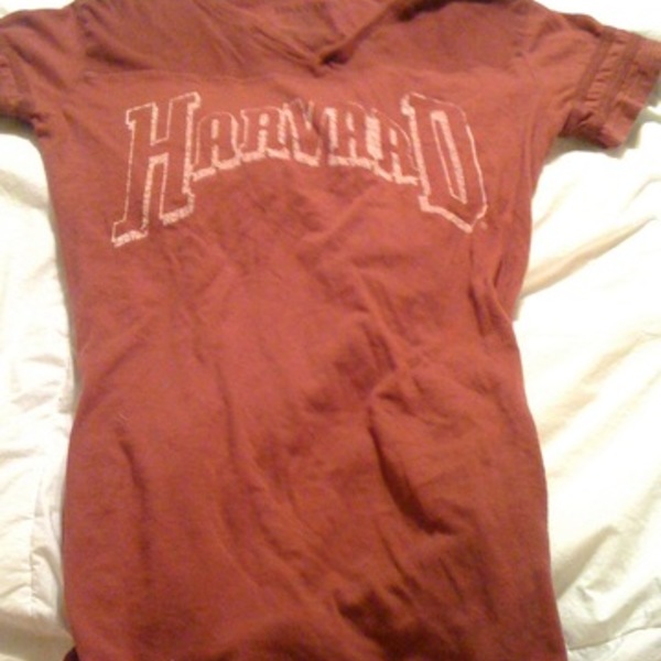 Harvard TeeShirt is being swapped online for free