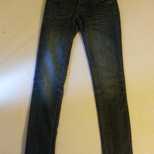 glam ultra skinny refuge jeans is being swapped online for free