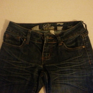 glam ultra skinny refuge jeans is being swapped online for free