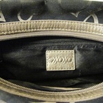 XOXO purse handbag is being swapped online for free
