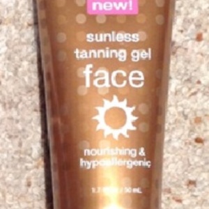 Almay Face Tanning Lotion - medium bronze. is being swapped online for free