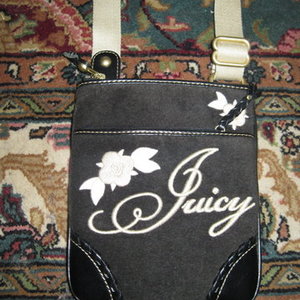 swapping*Authentic Juicy bag S is being swapped online for free