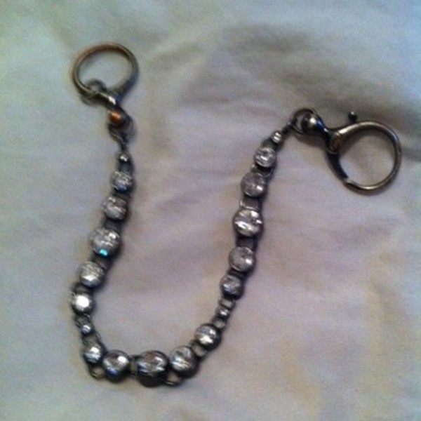 Fossil Diamond Bracelet is being swapped online for free