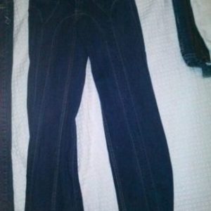 Trade jeans!  is being swapped online for free