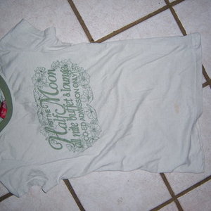 SMALL tee top  is being swapped online for free