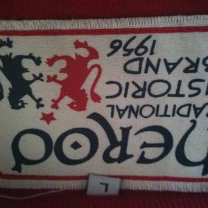 BN Herod's men's sweater size L is being swapped online for free