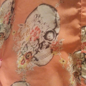 tie-front skull tank top  is being swapped online for free
