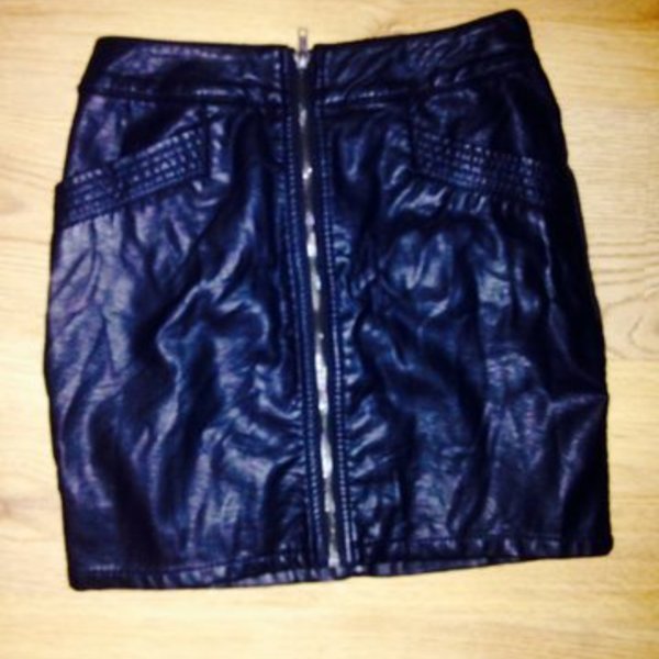 Leather skirt m or 8/10 uk  is being swapped online for free